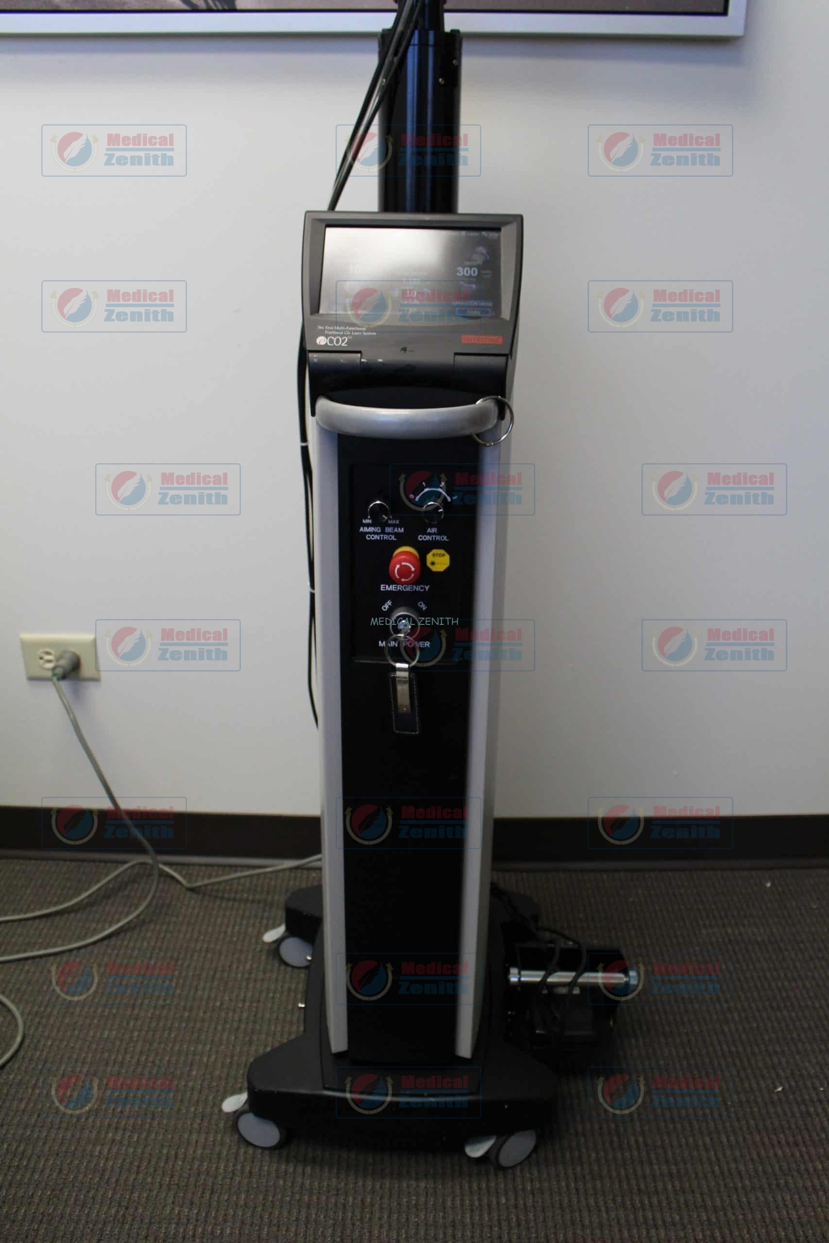 Lutronic eCO2 - Ablative CO2 Fractional Laser